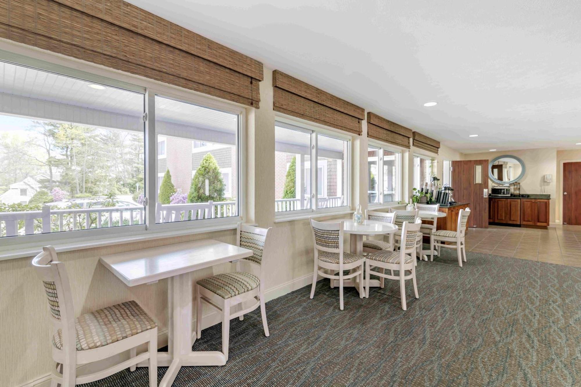 Juniper Hill Inn オガンクィット エクステリア 写真